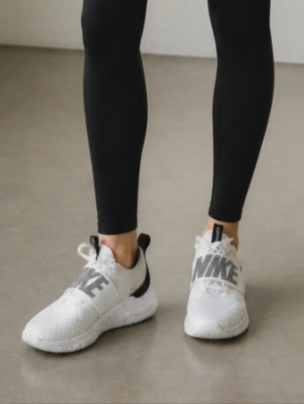 Nike Sneakers Womens Size 8.5 White